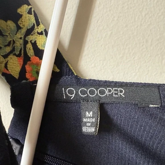 2/$30 - 19 Cooper - Navy Floral Halter Mini Dress Size Medium - Picture 5 of 7